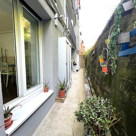 Lore - Parking Y Bicis Gratis San Sebastian Exterior photo